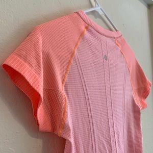 *NWOT* LULULEMON Swiftly Tech Short Sleeve Crew